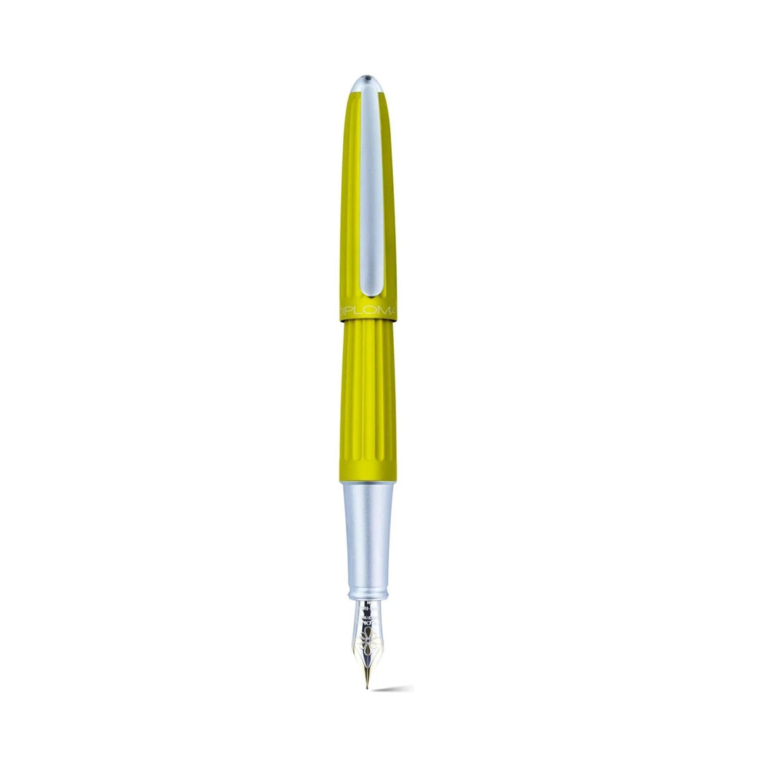 Diplomat Aero 14K Gold Fountain Pen