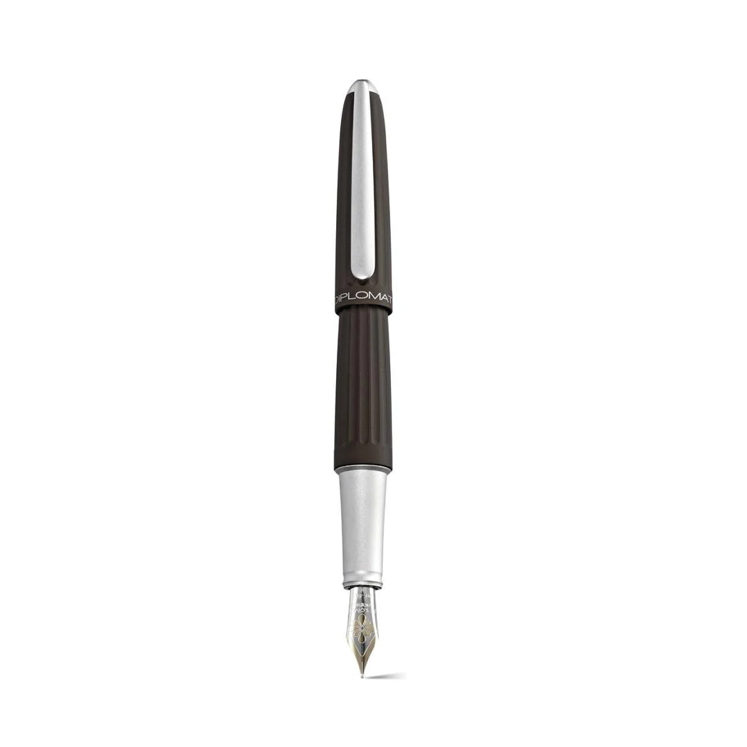 Diplomat Aero 14K Gold Fountain Pen