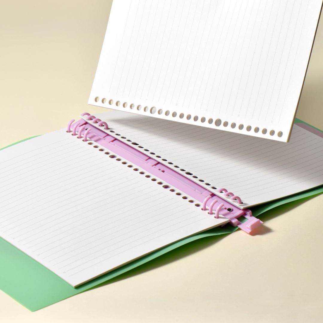 Kaco x Smiley World B5 Loose-leaf Ruled Notebook