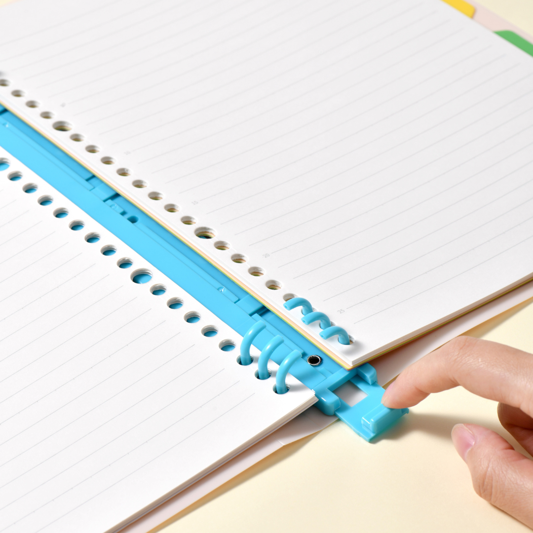 Kaco x Smiley World B5 Loose-leaf Ruled Notebook