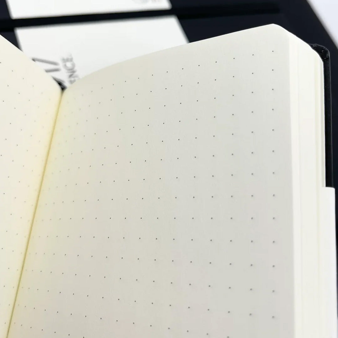 Leuchtturm Master Slim A4 Dotted Notebook