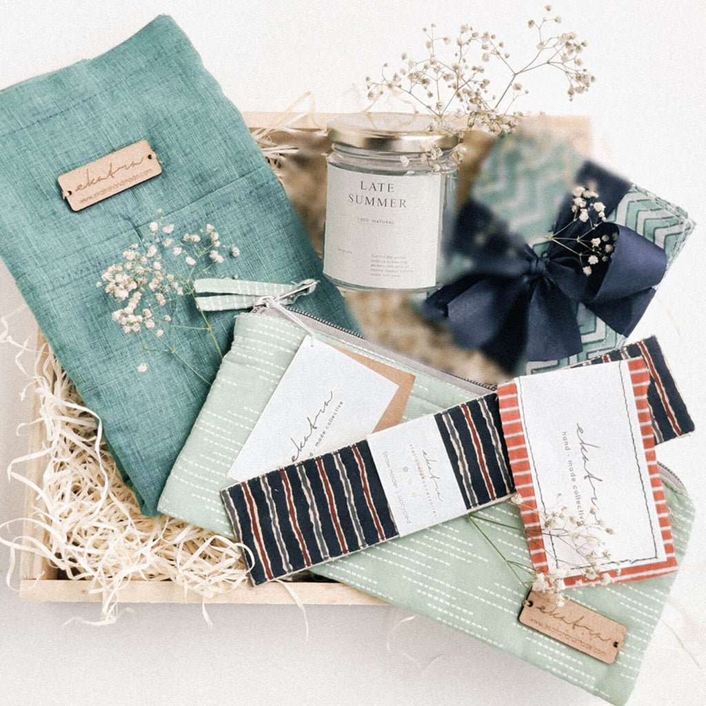 Ekatra Eco Friendly Solid Grey Stationery Loaded Gift Hamper main image 1