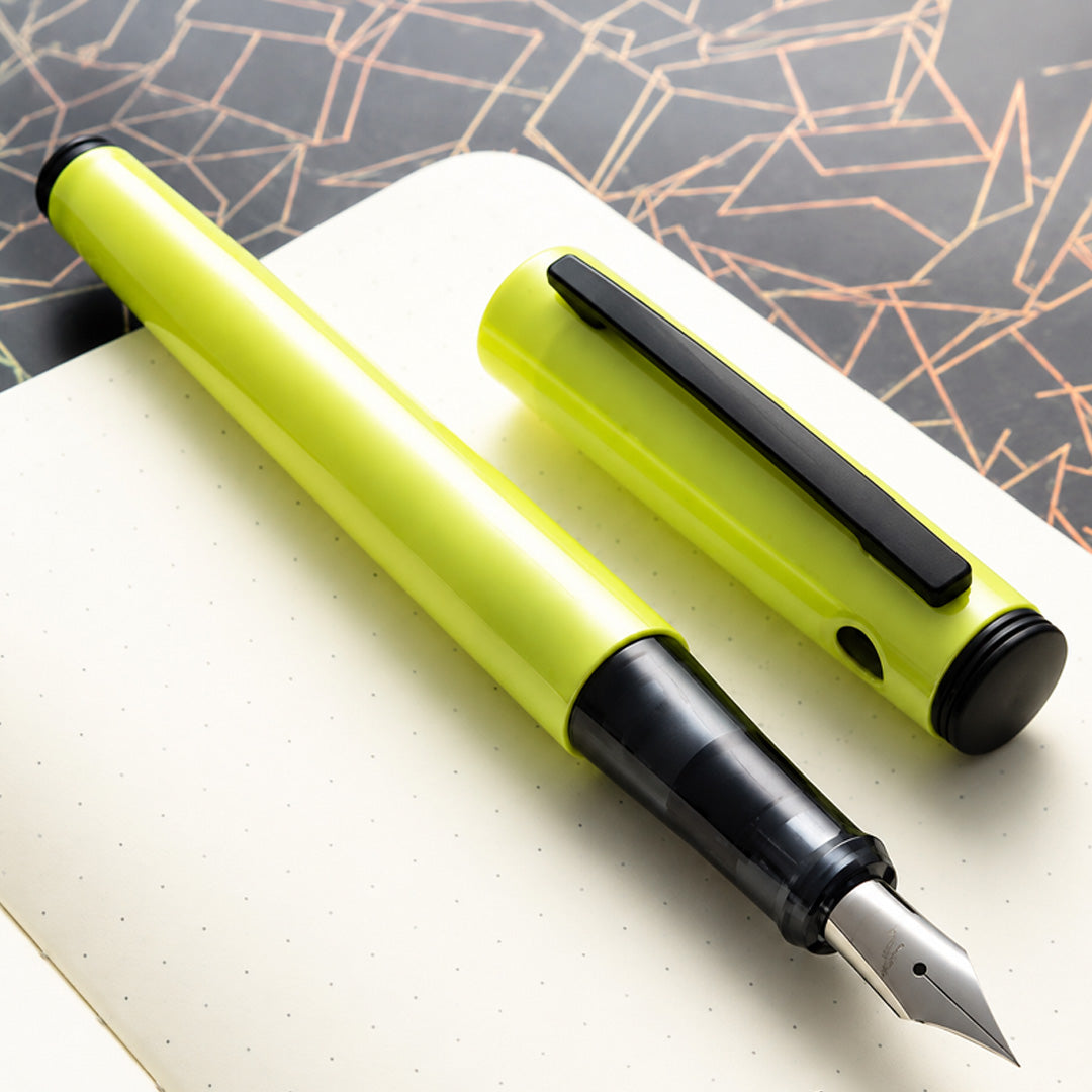 Pilot Light Active Fountain Pen
