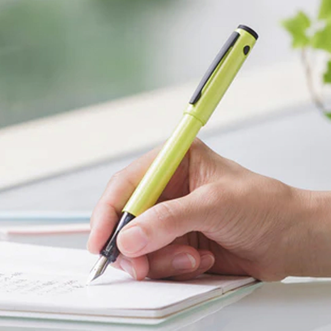 Pilot Light Active Fountain Pen