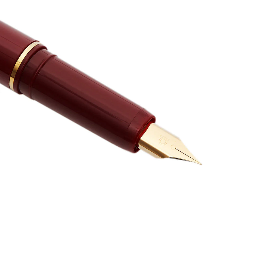 Platinum Desk Fountain Pen Red 0.38