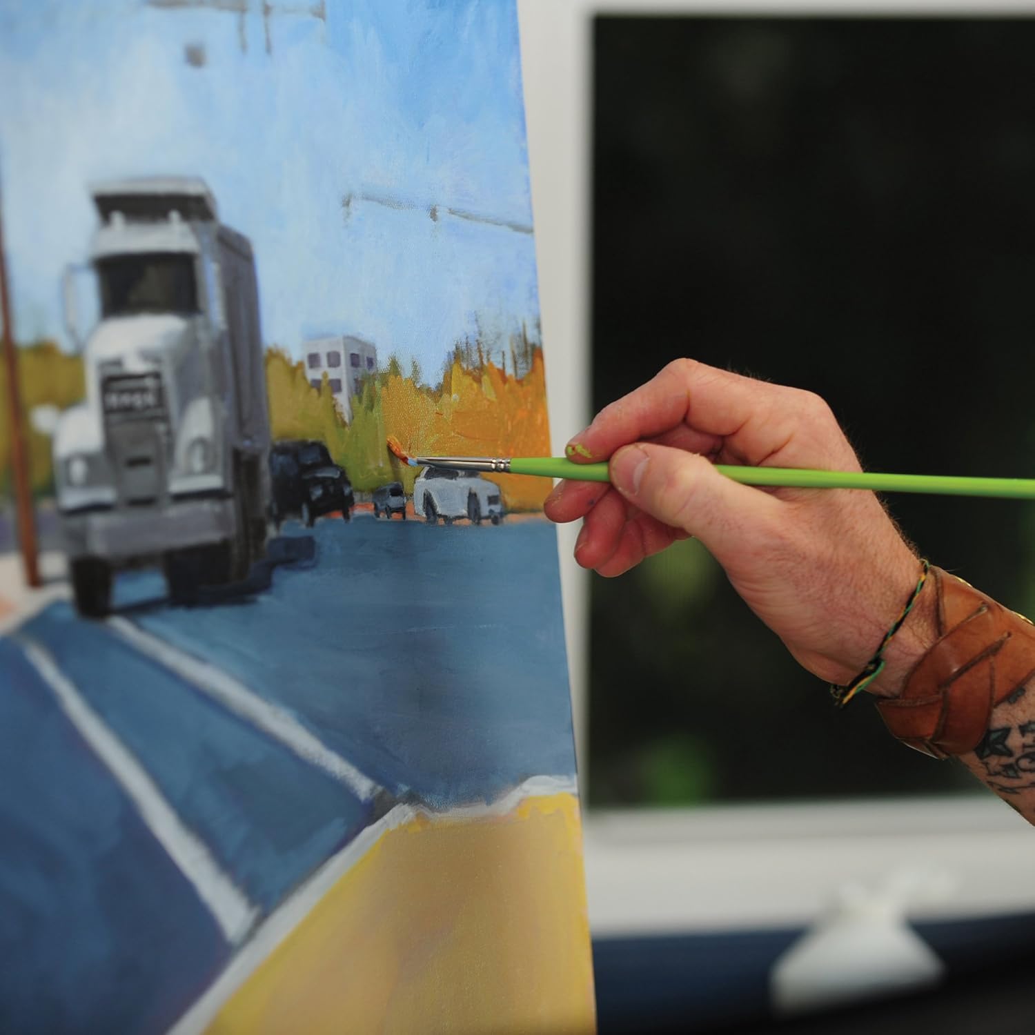 Liquitex Pro Free Style Filbert Brush