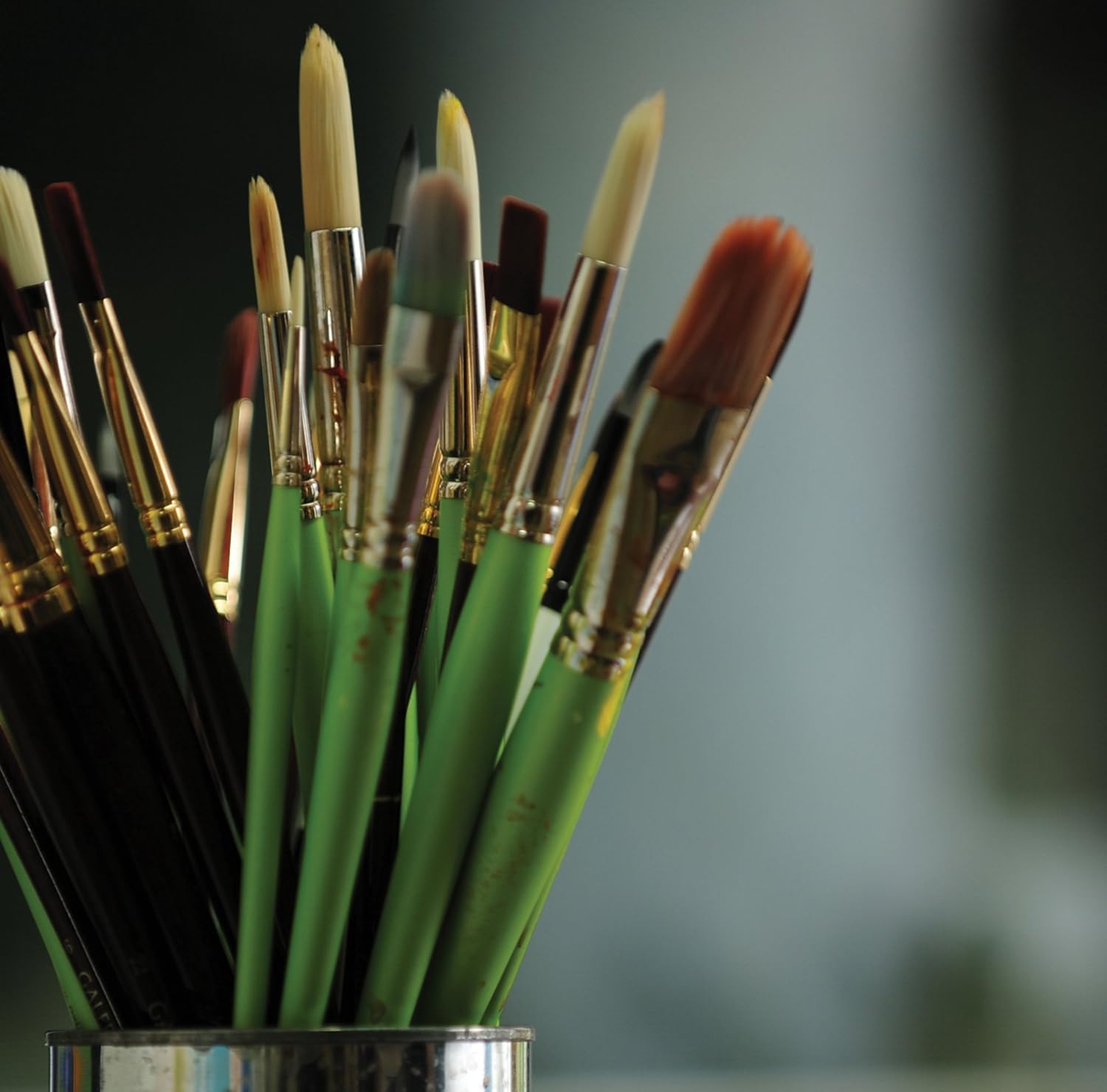 Liquitex Pro Free Style Filbert Brush