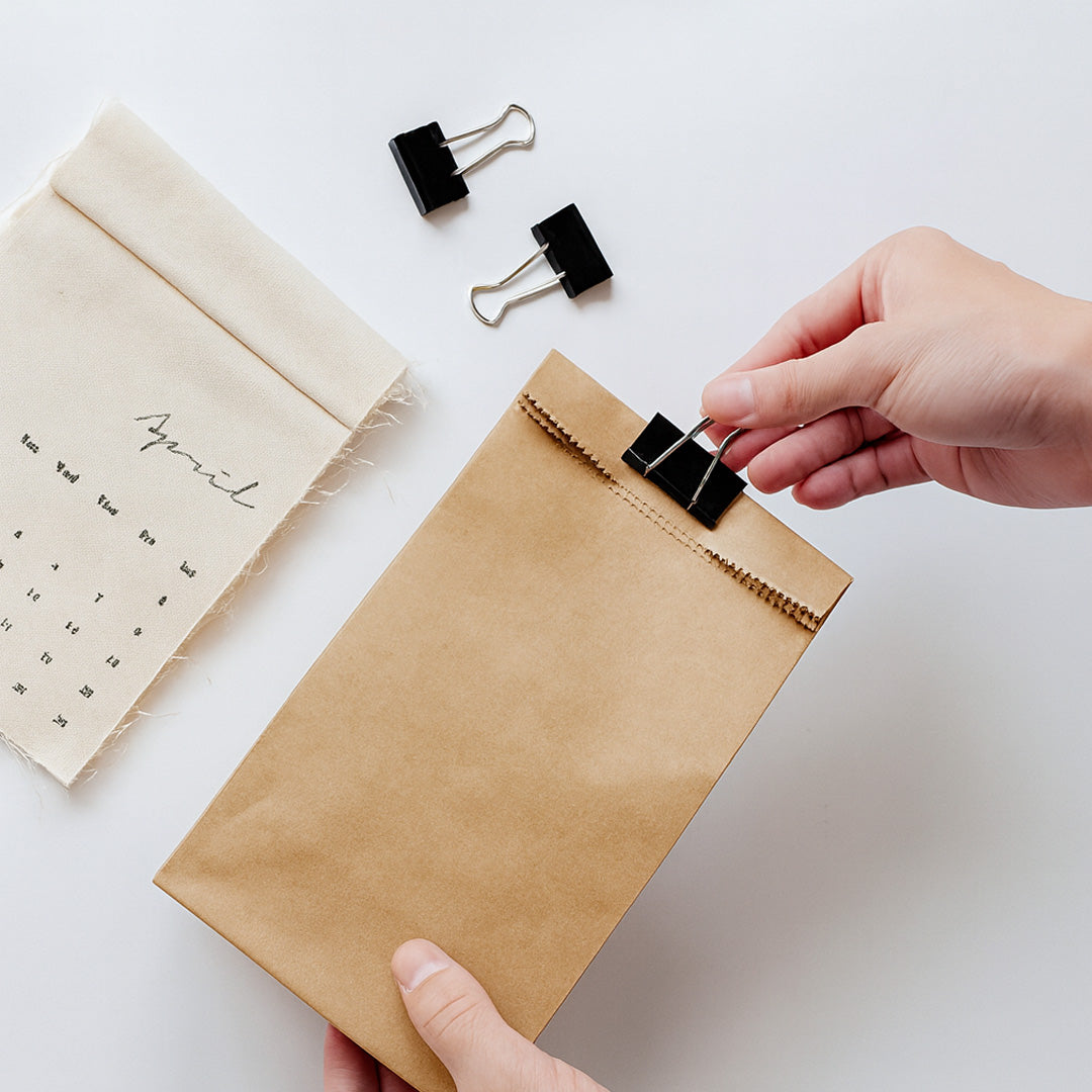 Deli Classic Clip Binders