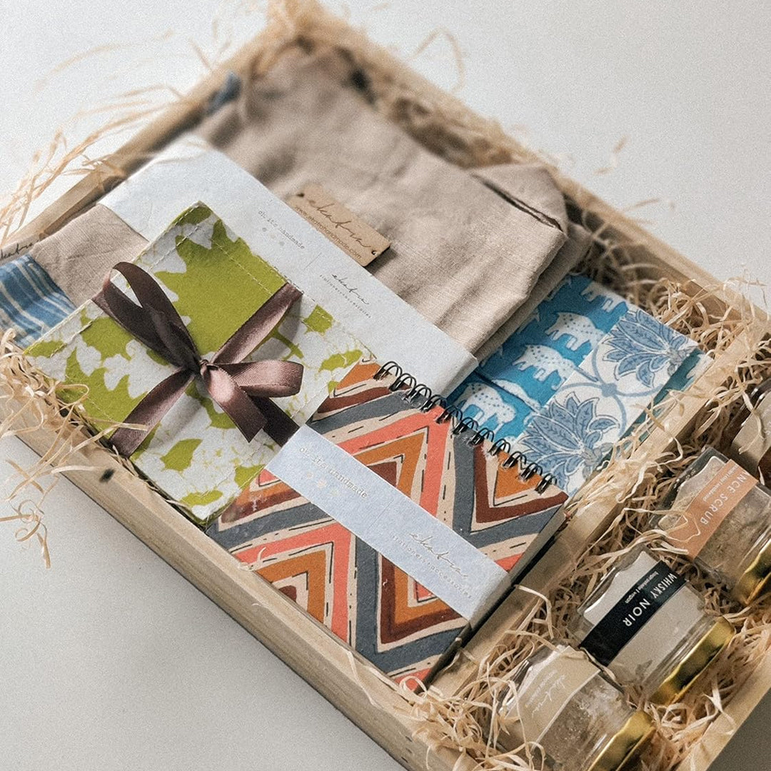 Ekatra Her Littler Things Sustainable gift Hamper