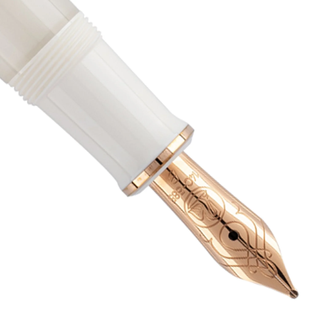Pelikan  Special Edition Souveran M600 White Rose Gold Fountain Pen