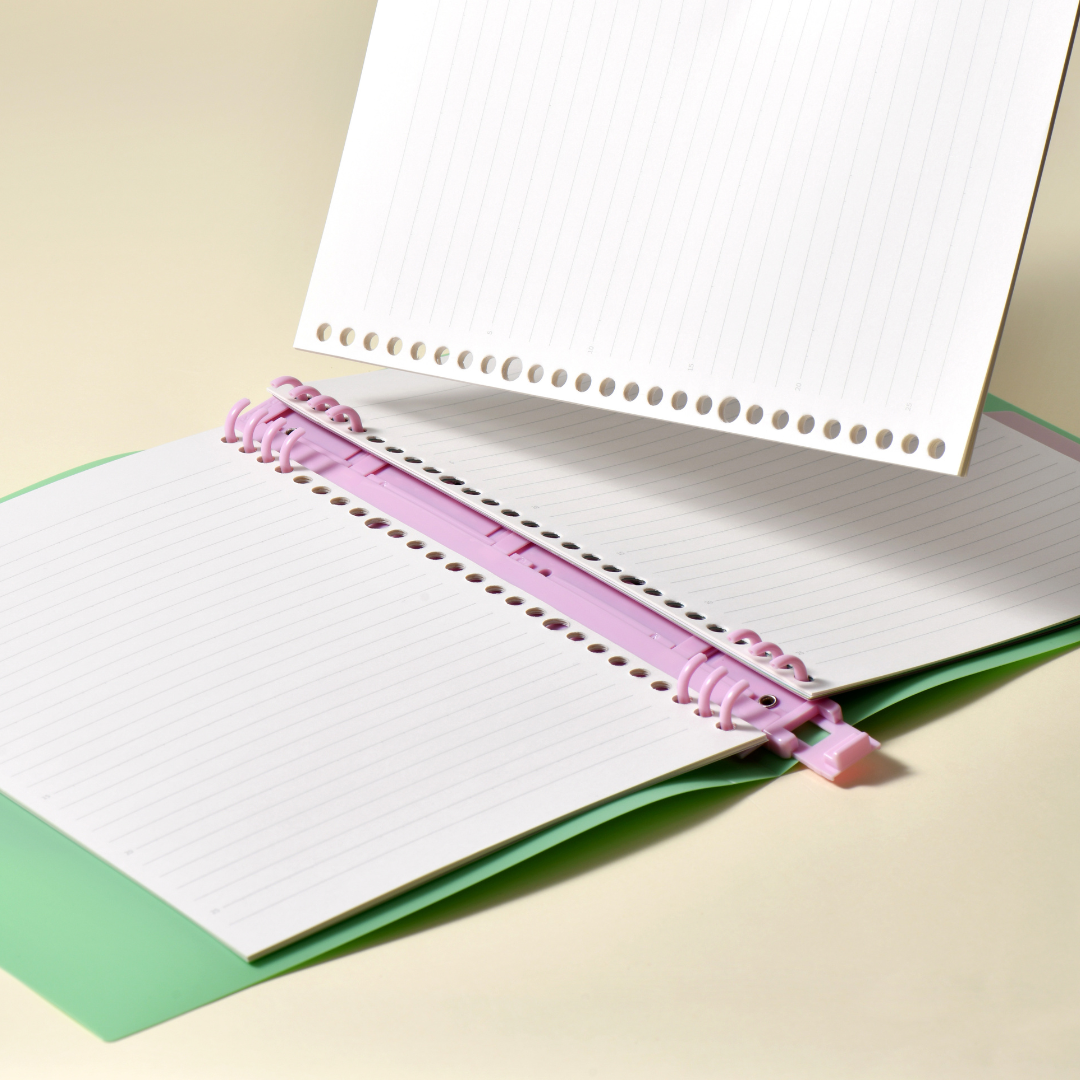 Kaco B5 Loose-leaf Smiley World Notebooks