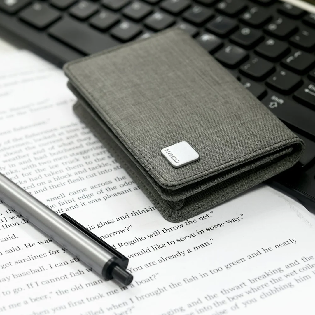 Kaco Alio Business Card Holder