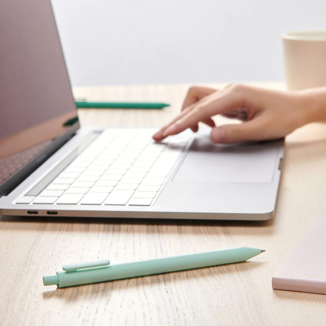 Kaco Pure Green Hills Recycled Plastic 0.5mm Gel Pen Set