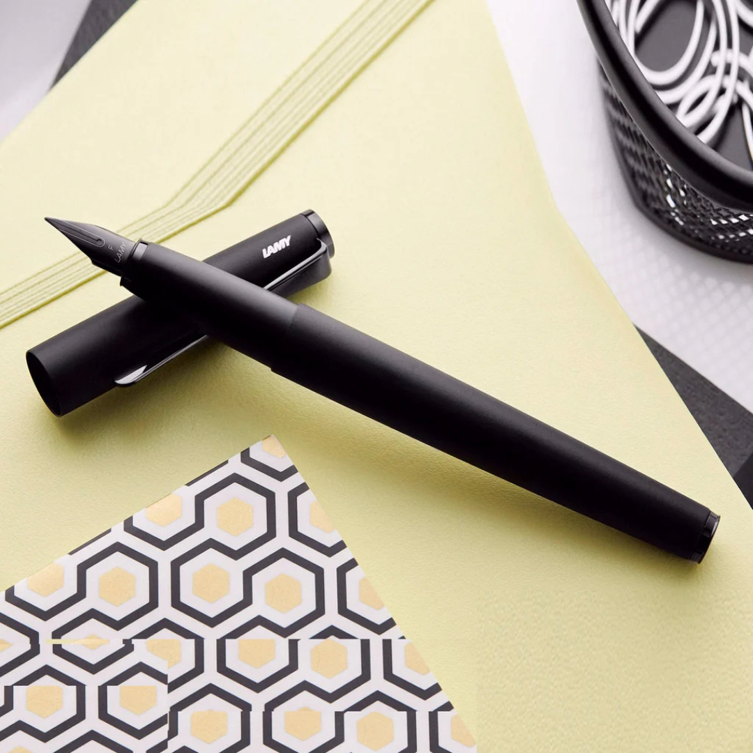 Lamy Studio Lx All Black Fountain Pen