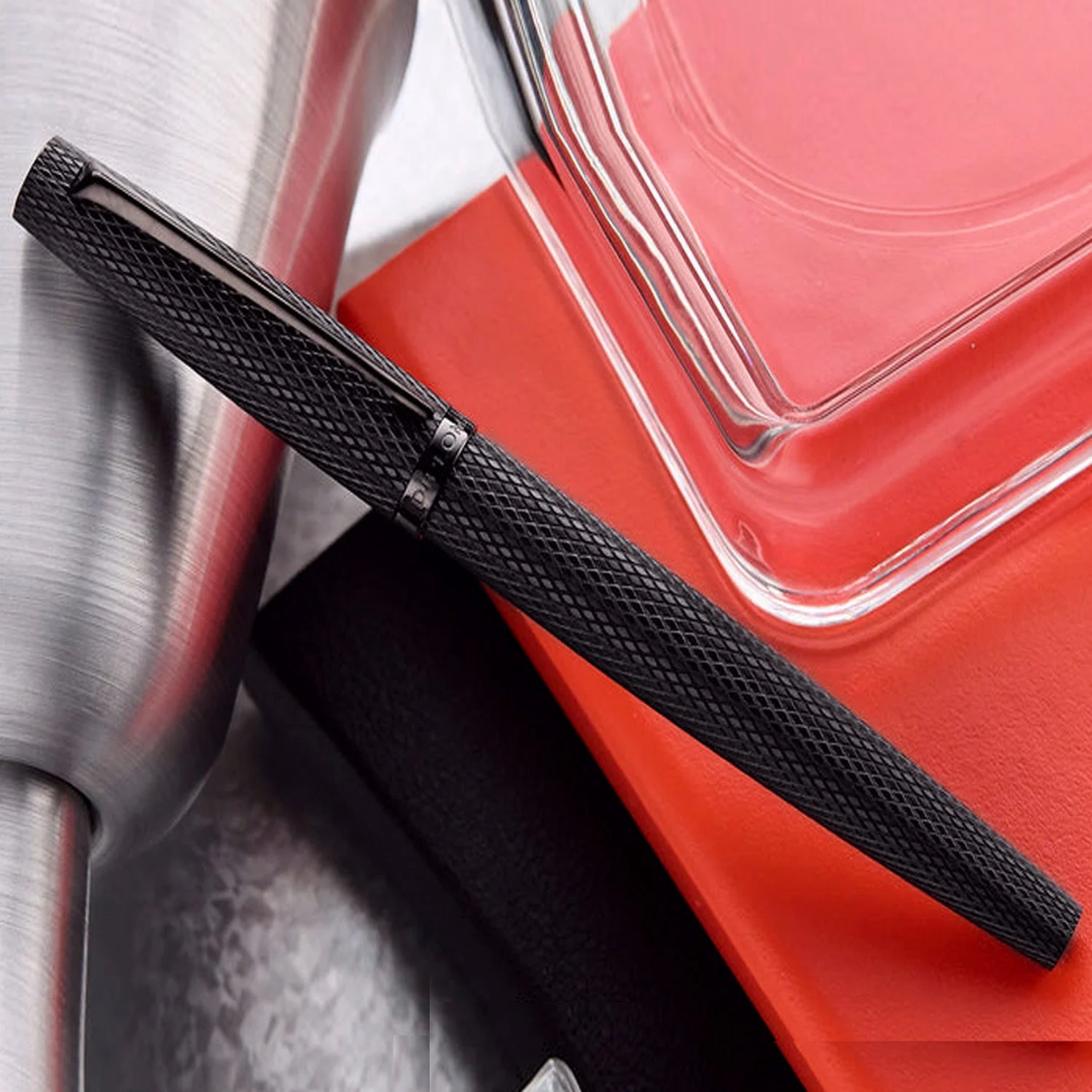 Diplomat Viper Guilloche Fountain Pen