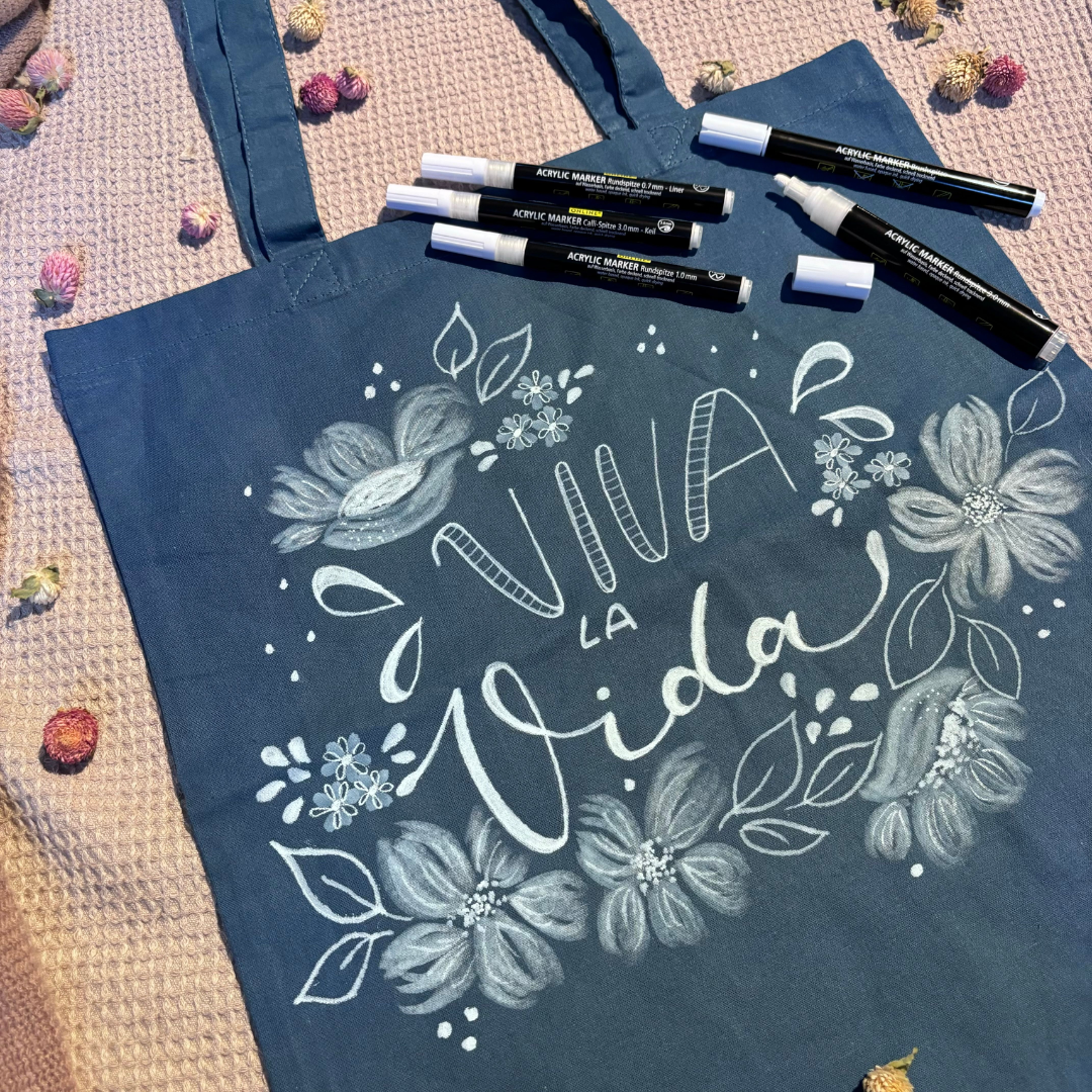 Online White Lettering Markers Set
