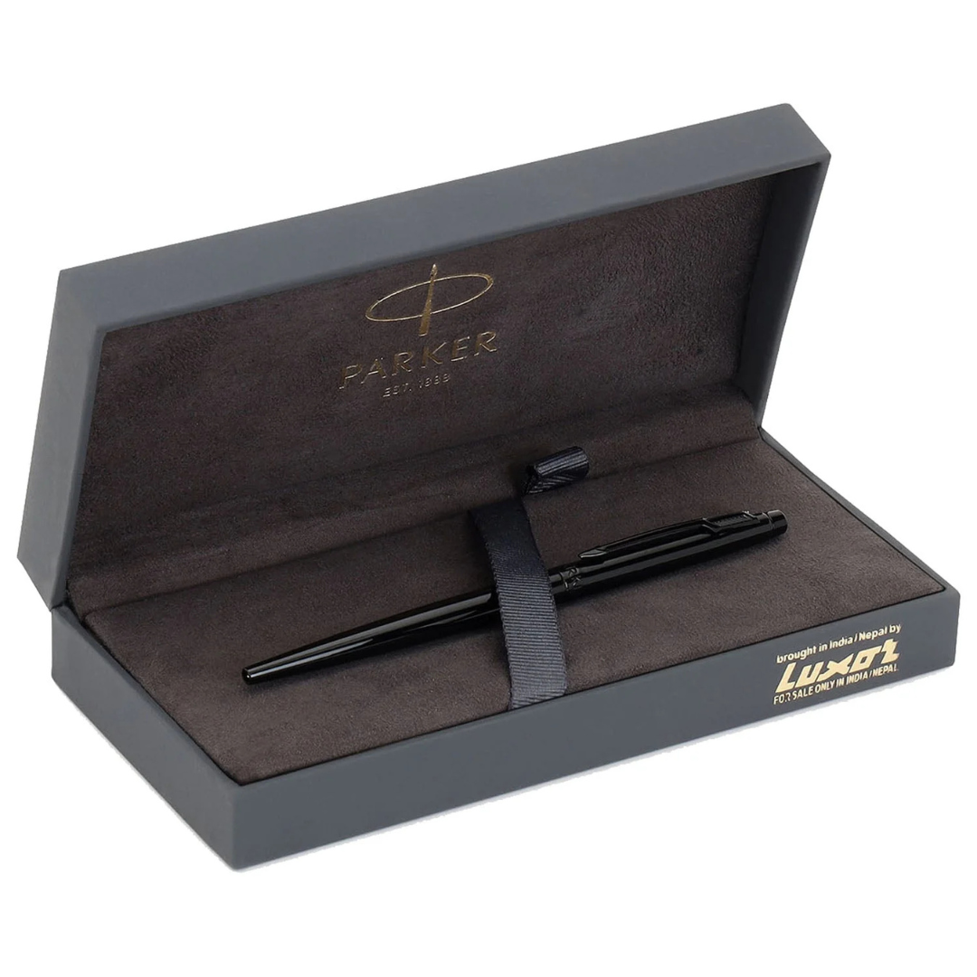 Parker Premium Insignia Lacquer Black  Ballpoint Pen 9000032921