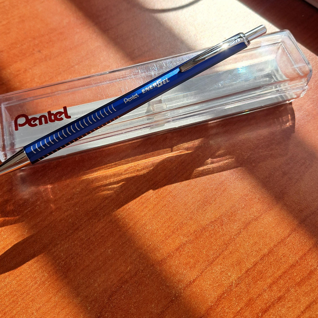 Pentel 0.7mm Energel Metal Lite Retractable Gel Roller Pen