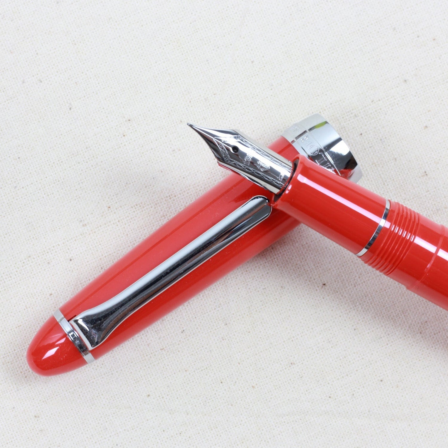 Sailor 1911 Casual Shikiori Hisakata Akanezora Fountain Pen (Special Edition)