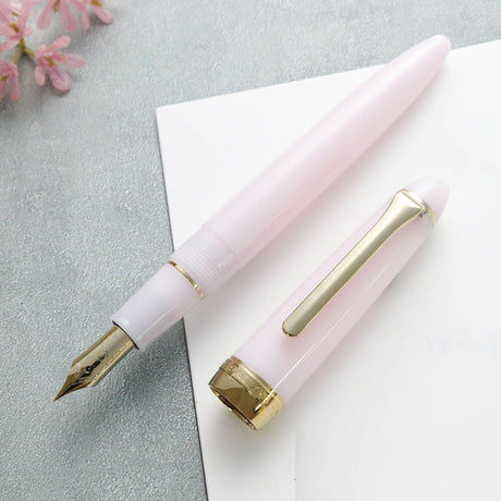 Sailor 1911 Casual Shikiori Kusa Asobi Hanakanmuri Fountain Pen (Special Edition)