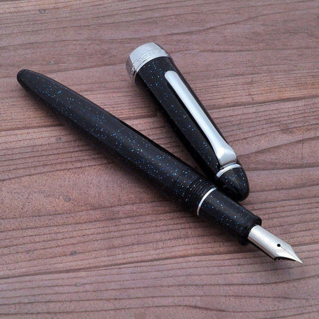 Sailor 1911 Casual Shikiori Hisakata Hoshikuzu Fountain Pen (Special Edition)
