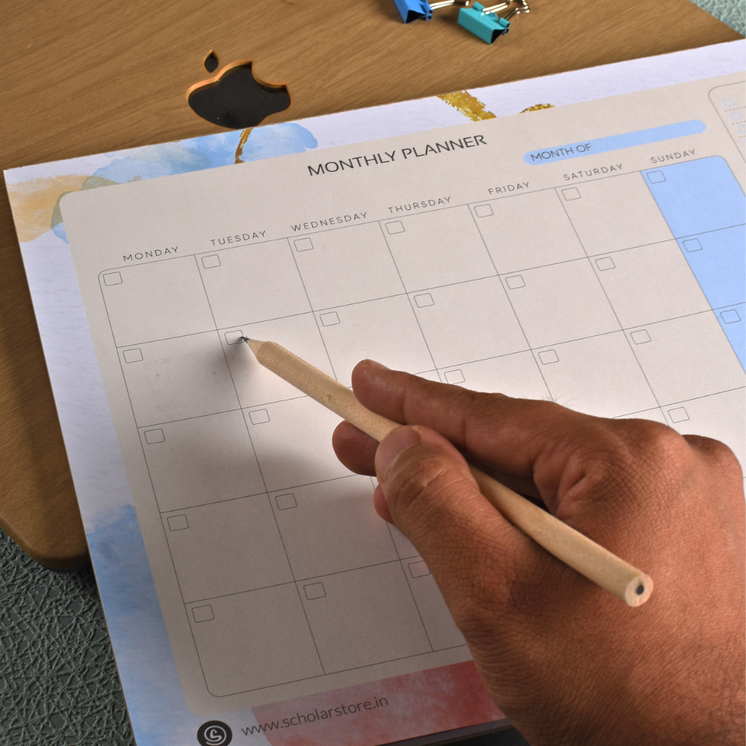 Scholar A4 Monthly Planner  Horizontal  (MPL)