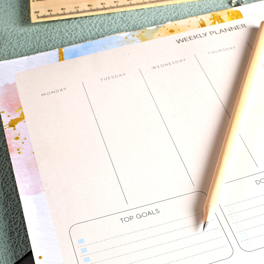 Scholar A4 Weekly Planner Horizontal (WPL)