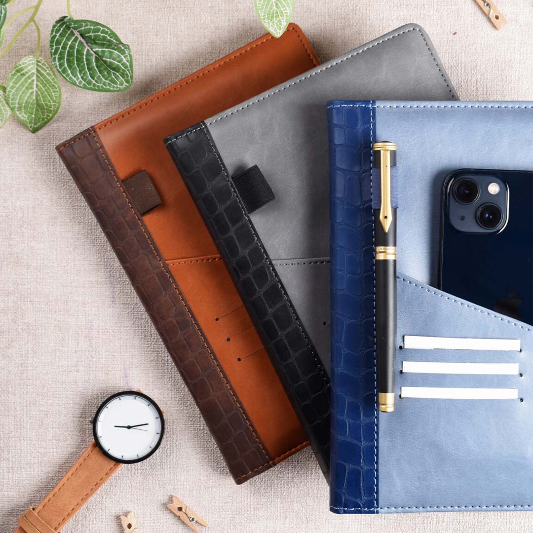 Scholar Apollo Notebook