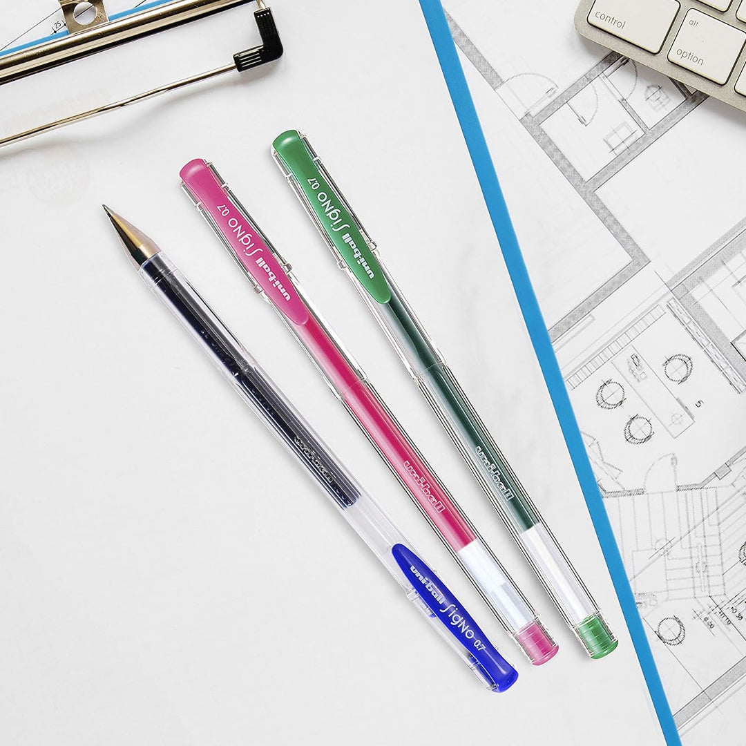 Uniball Signo 0.7mm Gel Pen