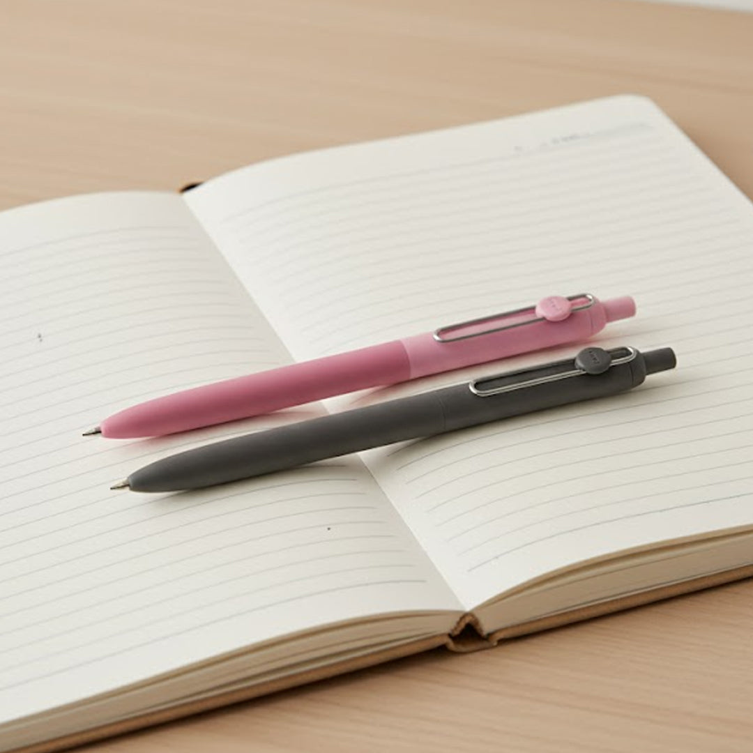 Uniball Zento Standard  0.5mm Gel Pen