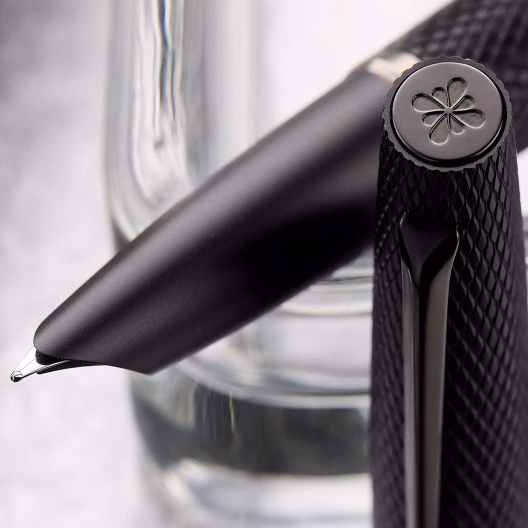 Diplomat Viper Guilloche Fountain Pen