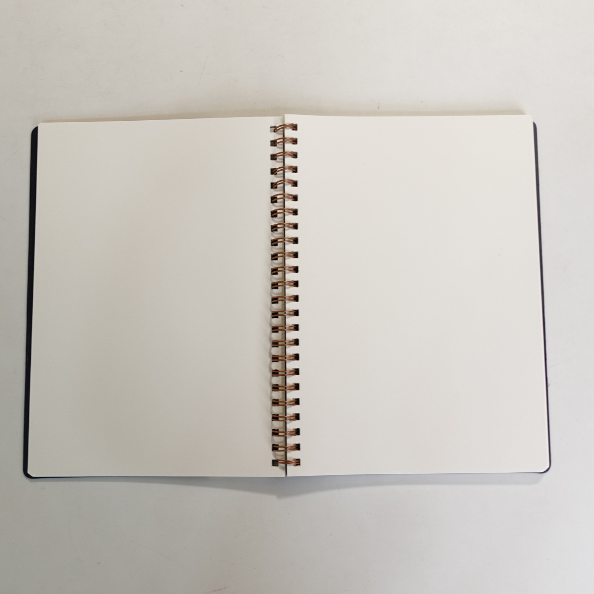 Solo Unruled Wiro Notebook