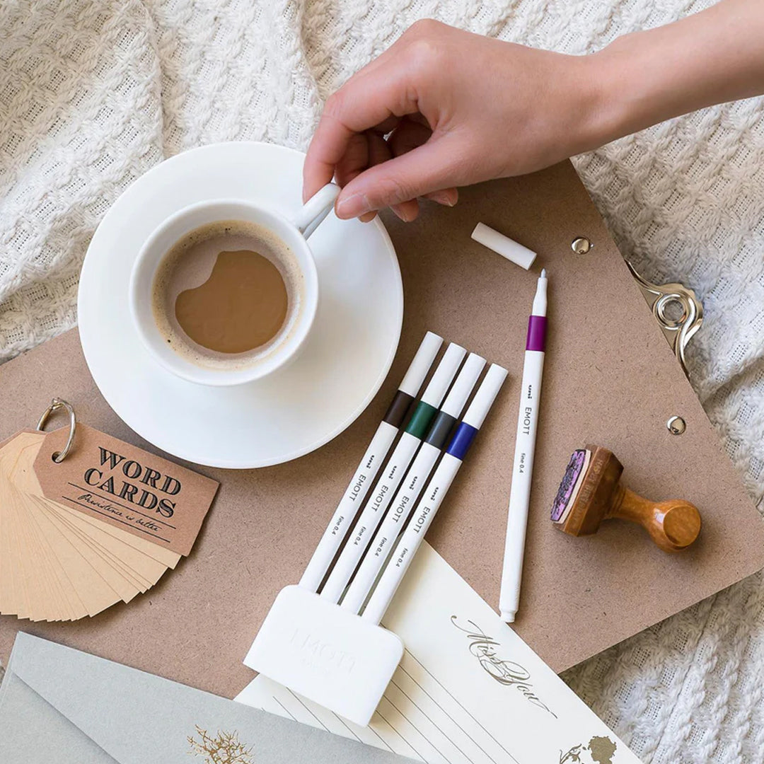 Uni Emott Pens 5-color set