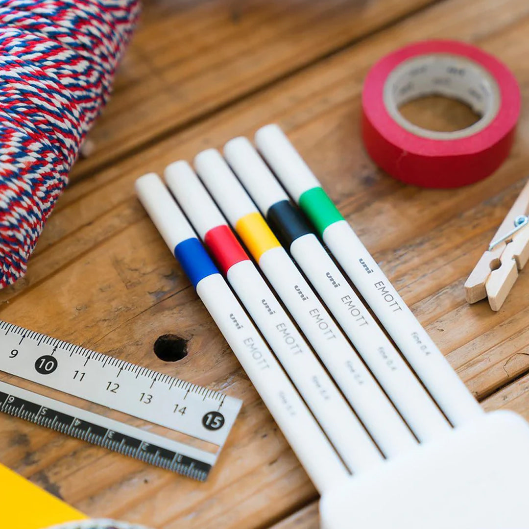 Uni Emott Pens 5-color set