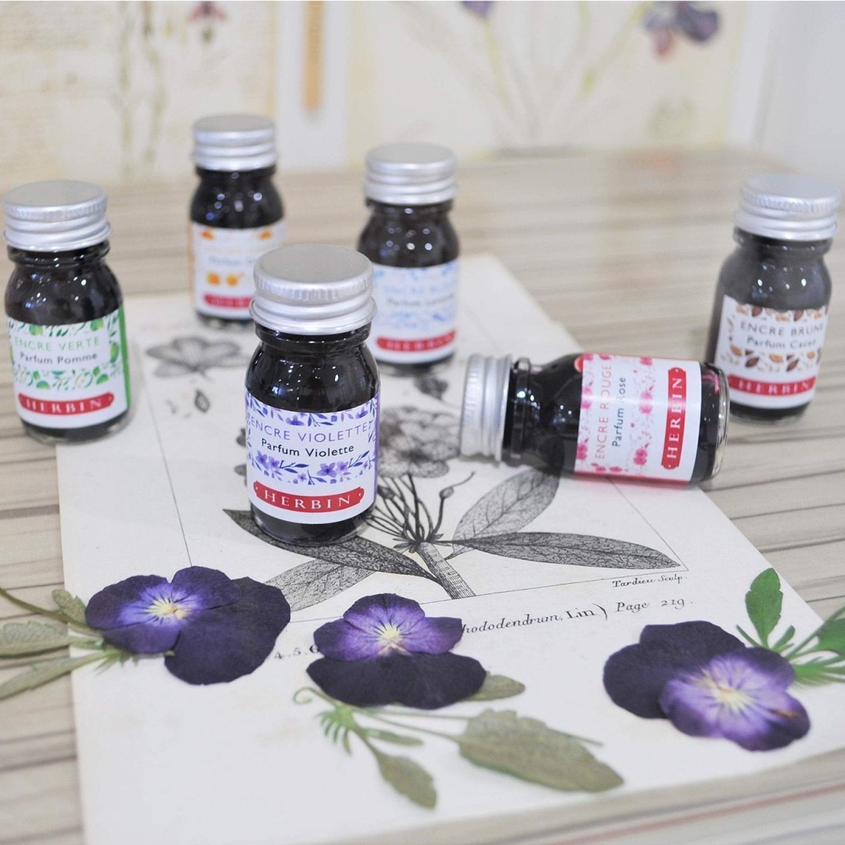 Herbin Perfumed Ink Bottle (Blue/Lavender - 10 ML) 13710ST - SCOOBOO - HB_PRFM_INKBTL_BLULVN_10ML_13710ST - Ink Bottle