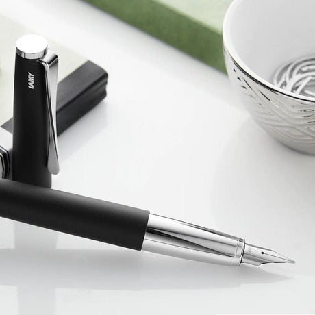 Lamy Fountain Studio Black - M - SCOOBOO - 4000451 - Fountain Pen