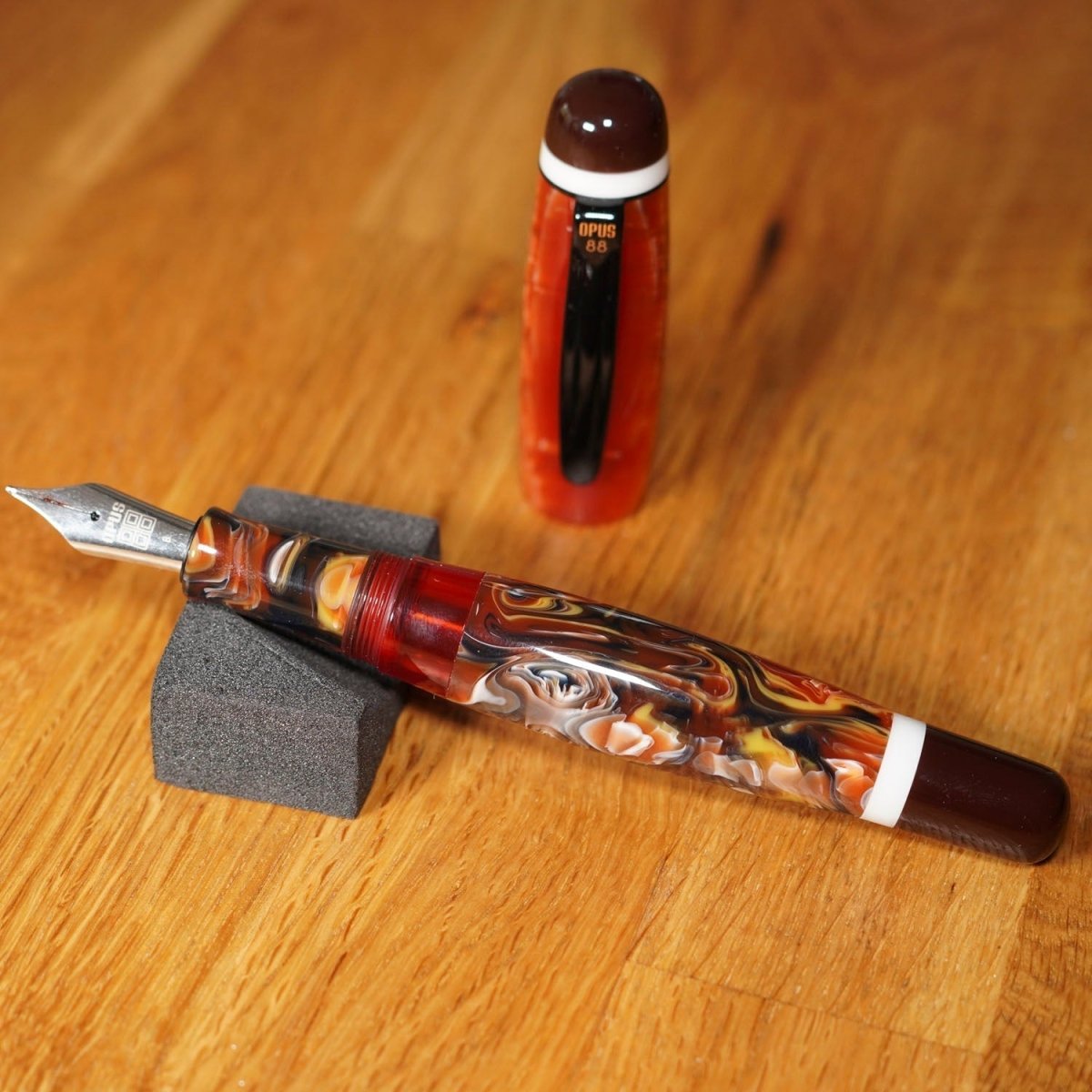 Opus 88 Bela Red Fountain pen - SCOOBOO - OP88_BLA_RED_FPEF_18083601_EF - Fountain Pen