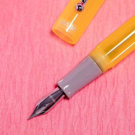 Opus 88 Demo 2021 Yellow Fountain pen - SCOOBOO - OP88_DEMO_2021YLW_FPEF_96086521EF - Fountain Pen