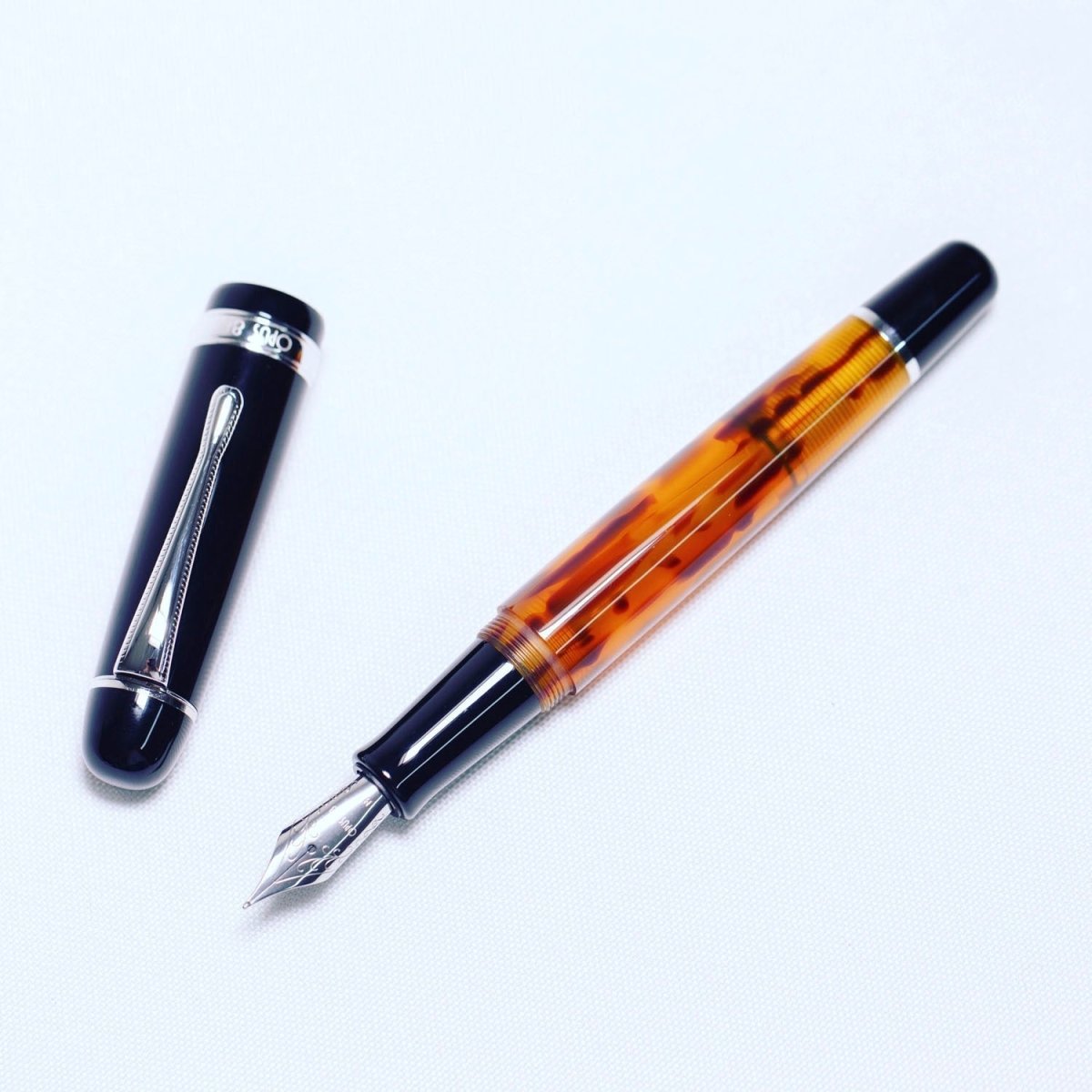 Opus 88 Jazz Amber Fountain pen - SCOOBOO - OP88_JZZ_AMB_FPEF_97010722_EF - Fountain Pen