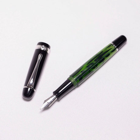 Opus 88 Jazz Green Fountain pen - SCOOBOO - OP88_JZZ_GRN_FPEF_97010723_EF - Fountain Pen