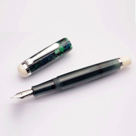 Opus 88 Omar Green Fountain pen - SCOOBOO - OP88_OMR_GRN_FPEF_96087612_EF - Fountain Pen