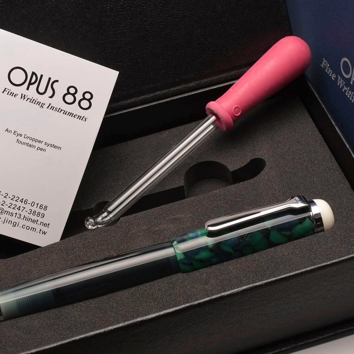Opus 88 Omar Green Fountain pen - SCOOBOO - OP88_OMR_GRN_FPEF_96087612_EF - Fountain Pen