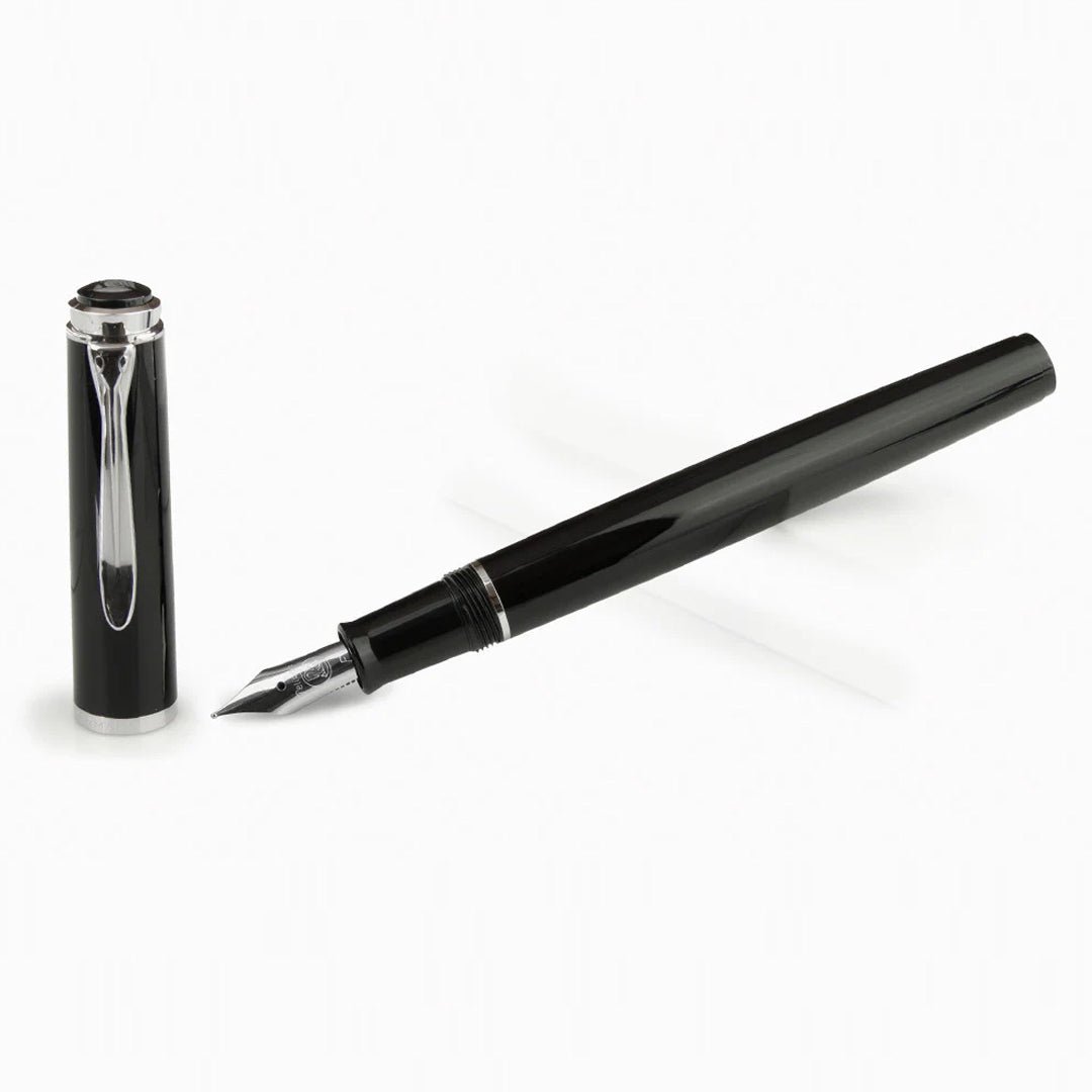 Pelikan Classic P205 Black Fountain Pen - SCOOBOO - PEP_CLC_P205_BLK_FPEF_930651 - Fountain Pen