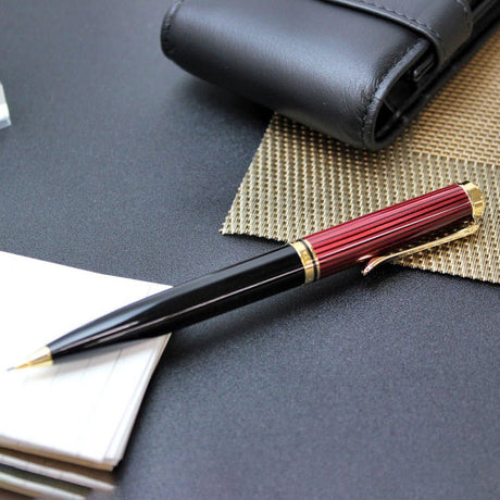 Pelikan Souveran D600 Black/Red Mechanical Pencil (0.7 MM) 928952 - SCOOBOO - PEP_SVRN_D600_BLKRED_MP07_928952 - Mechanical Pencil