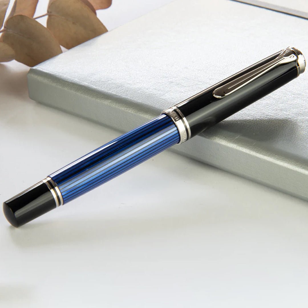 Pelikan Souveran M805 Black/Blue Fountain Pen - SCOOBOO - PEP_SVRN_M805_BLKBLU_FPEF_933507 - Fountain Pen