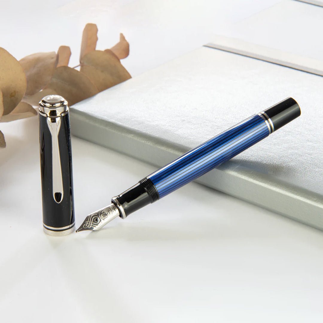 Pelikan Souveran M805 Black/Blue Fountain Pen - SCOOBOO - PEP_SVRN_M805_BLKBLU_FPEF_933507 - Fountain Pen