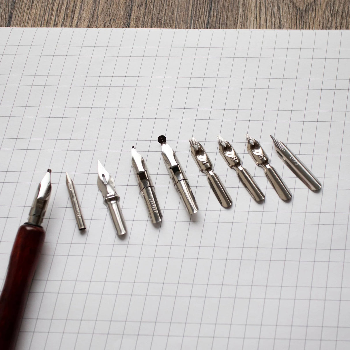 Mont Marte Calligraphy Dip Pen Set Signature