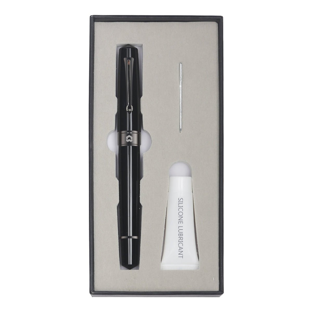 Arista One Classic Shinny Black-titanium Trims Fountain Ink Pen - SCOOBOO - ARISTA-S BLACK TT-EF - Fountain pen