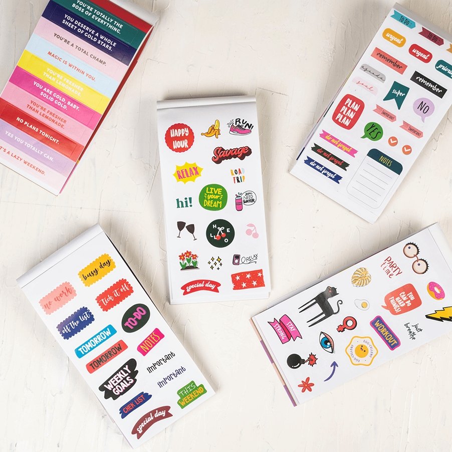 COLOR BLOCK ULTIMATE STICKER BOOK - SCOOBOO - TALSTKR005 - Stencils & Stickers