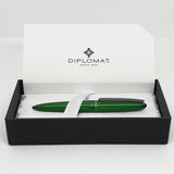 Diplomat Aero 14K Gold Fountain Pen - SCOOBOO - DP_AER_BLUSLV_14_FPEF_D40316011 - Fountain Pen